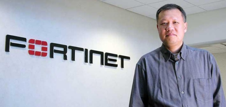 Fortinet presenta la seguridad de red del futuro, la seguridad intend based