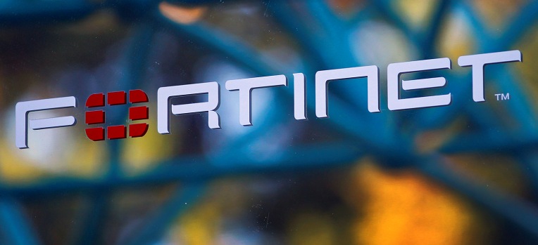 Fortinet aumenta sus ingresos en un 20 por ciento y la facturación en un 22 por ciento