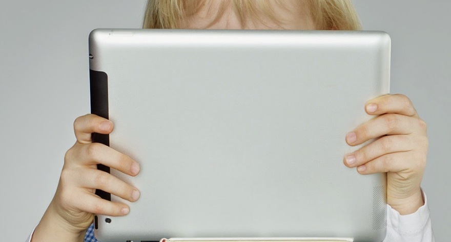 ¿A qué edad deberían los niños empezar a navegar por Internet?