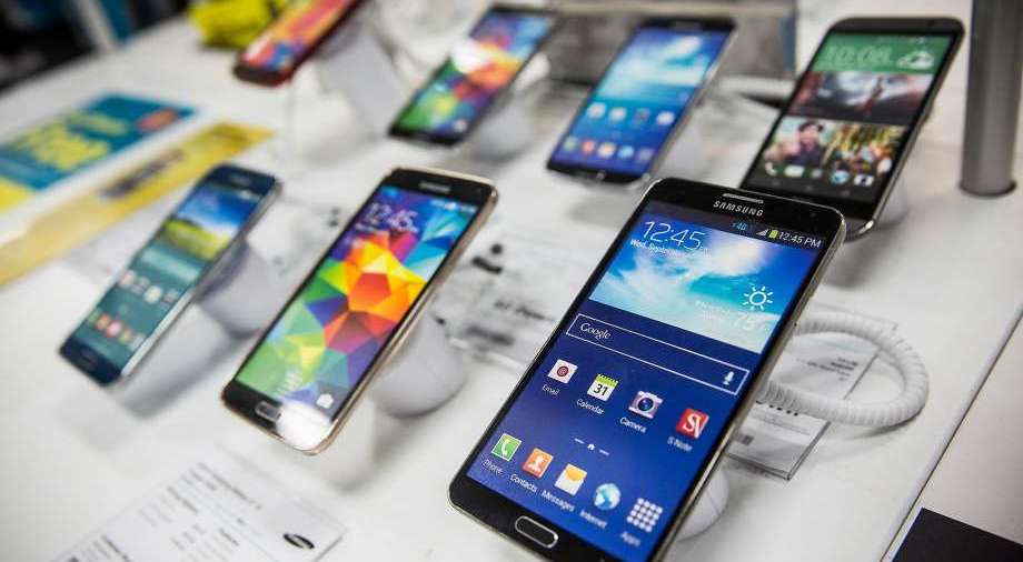 Las ventas de móviles descienden un 2,7 por ciento interanual