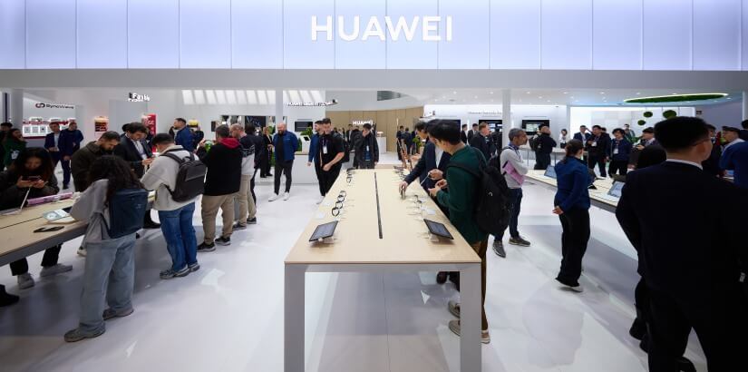 Huawei se presenta como marca mundial de gama alta en tecnología y moda en el MWC 2024