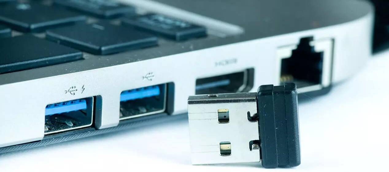 Usamos puertos USB por debajo de nuestras posibilidades