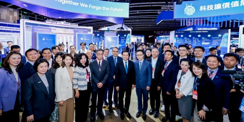 Ant Group reforzará su apoyo al liderazgo financiero y tecnológico global de Hong Kong con IA y servicios GoGlobal