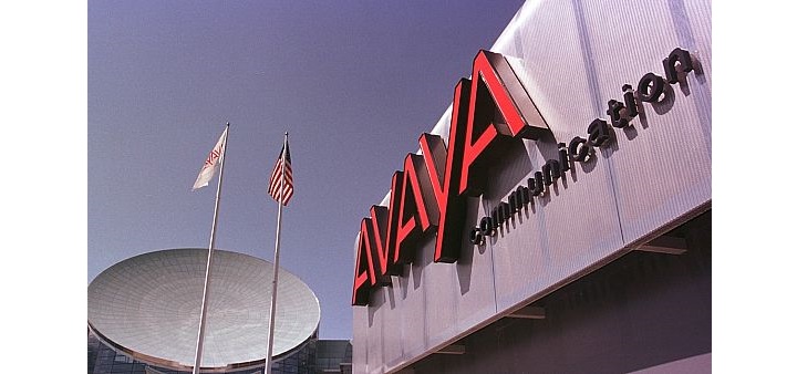La base McConnell de las FFAA de los EE.UU. moderniza su red de datos con Avaya Fabric Connect