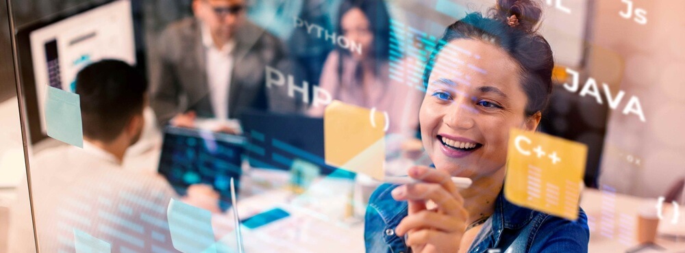 Reconfiguración estructural del mercado de empleo en el sector IT en España